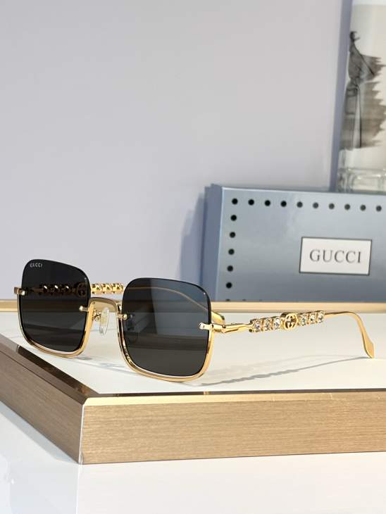 Picture of Gucci Sunglasses _SKUfw80238837fw